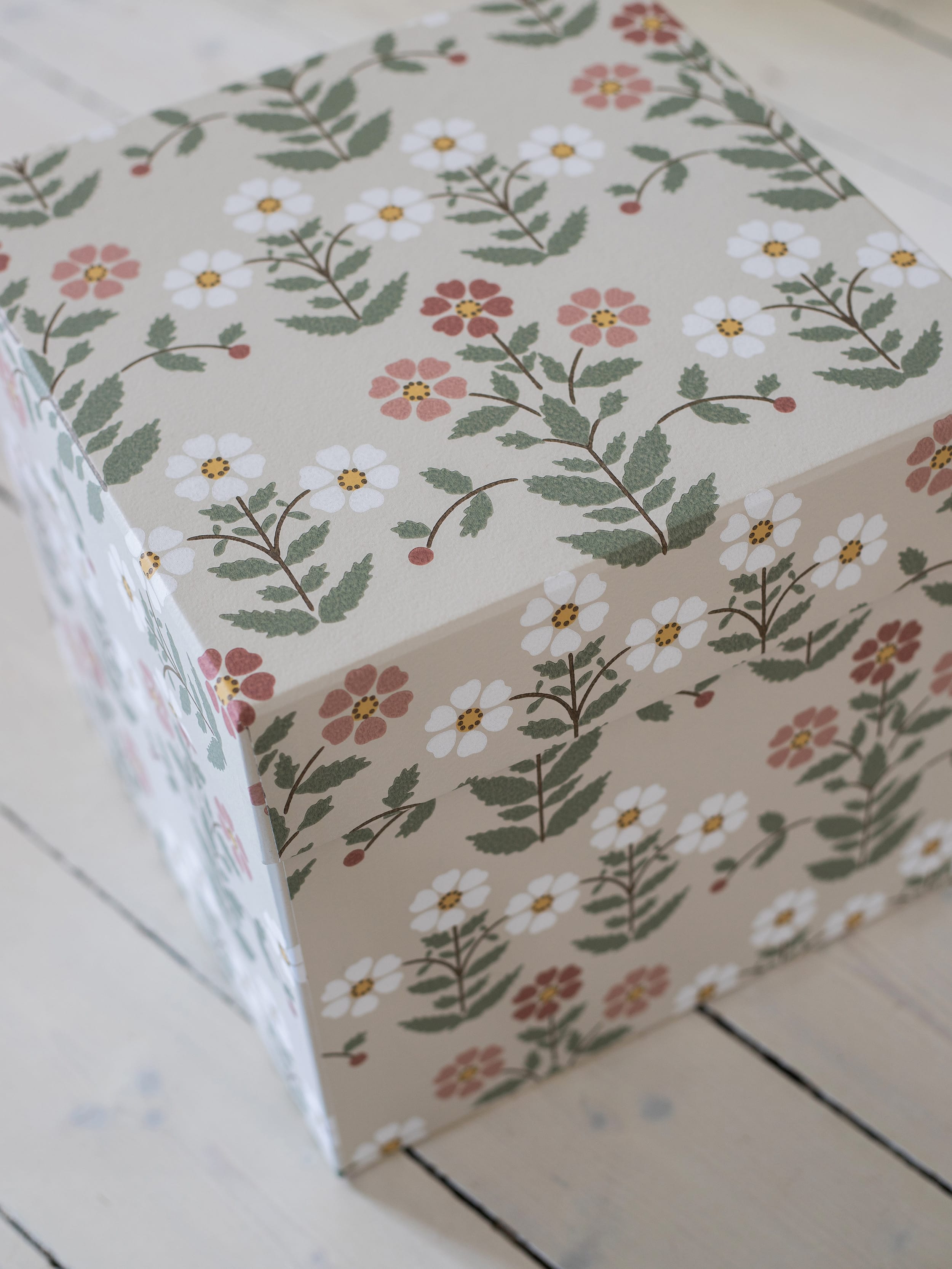 604817_NewHeritage_Boxset_Product.jpg