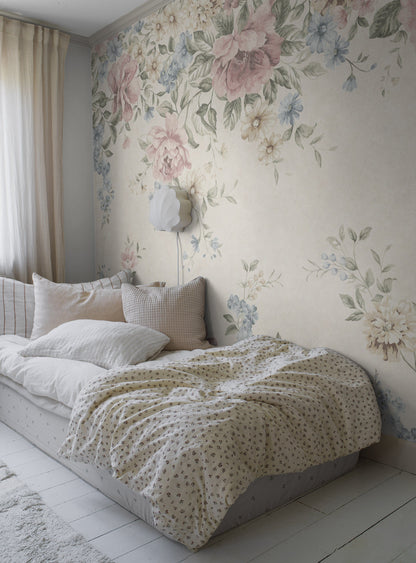 6944_Flowergarden_Mural_Roomshot_2.jpg