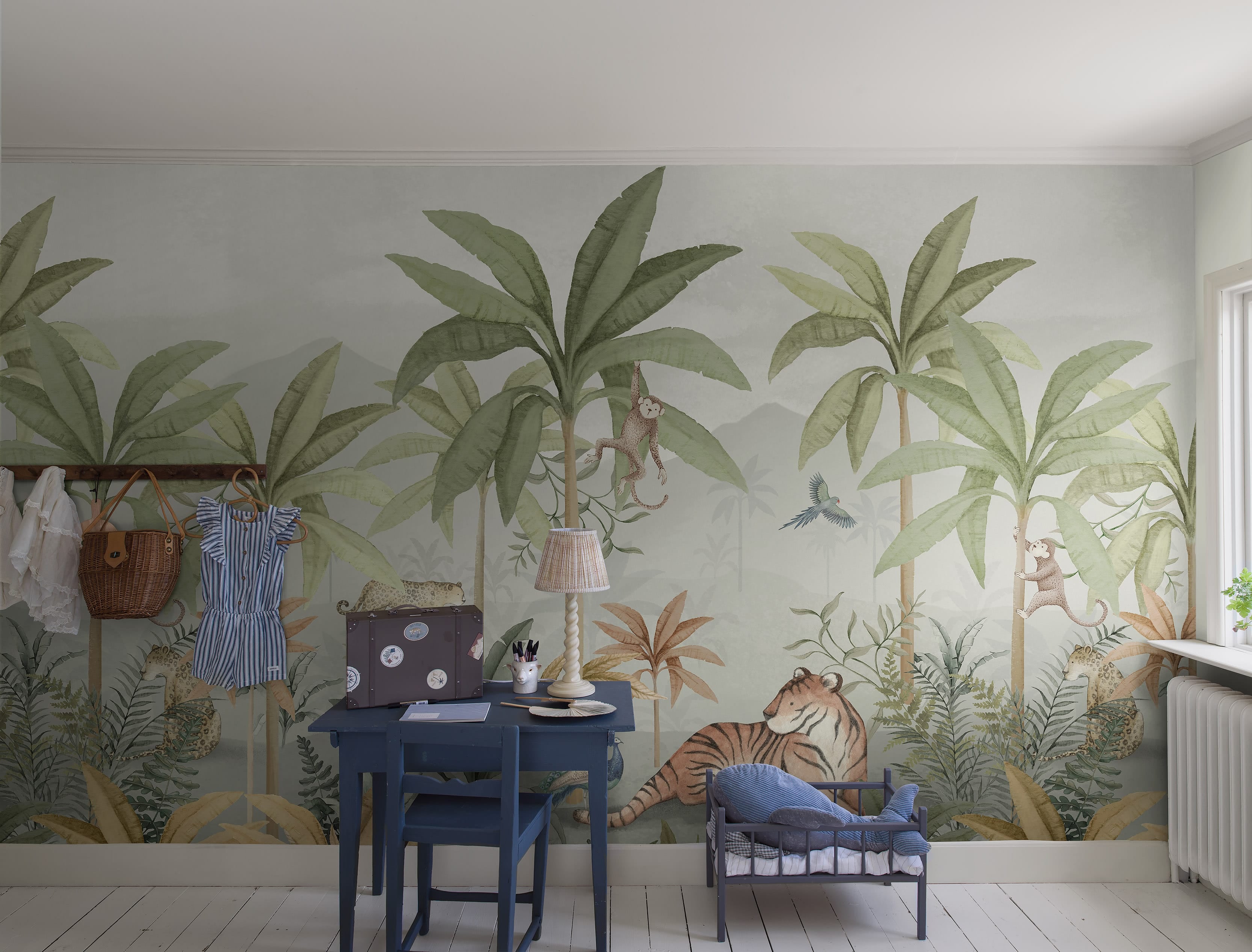 6945_WildJungleMural_Roomshot_2.jpg