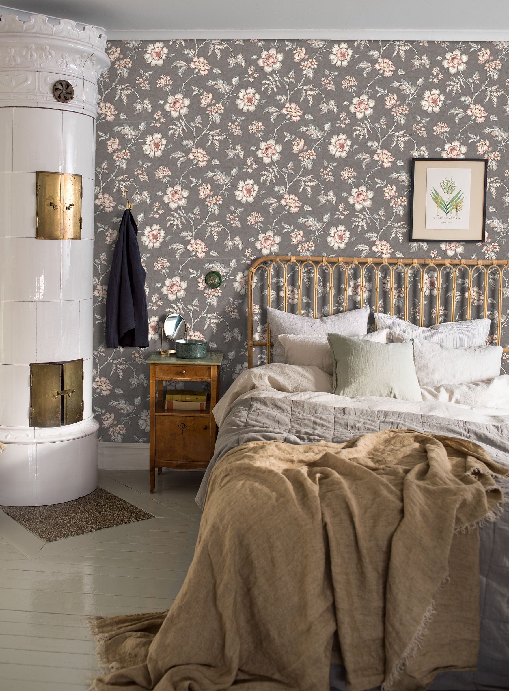 7208_Roomshot_Bedroom.jpg