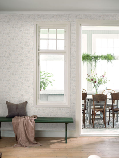 7217_Roomshot_Diningroom.jpg