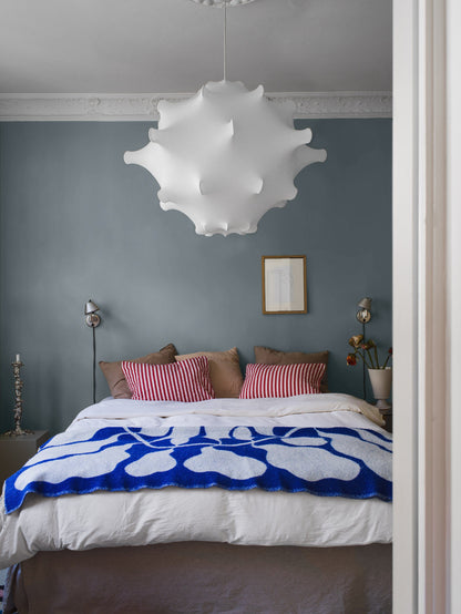7561_LunaBlue_Roomshot_Bedroom.jpg
