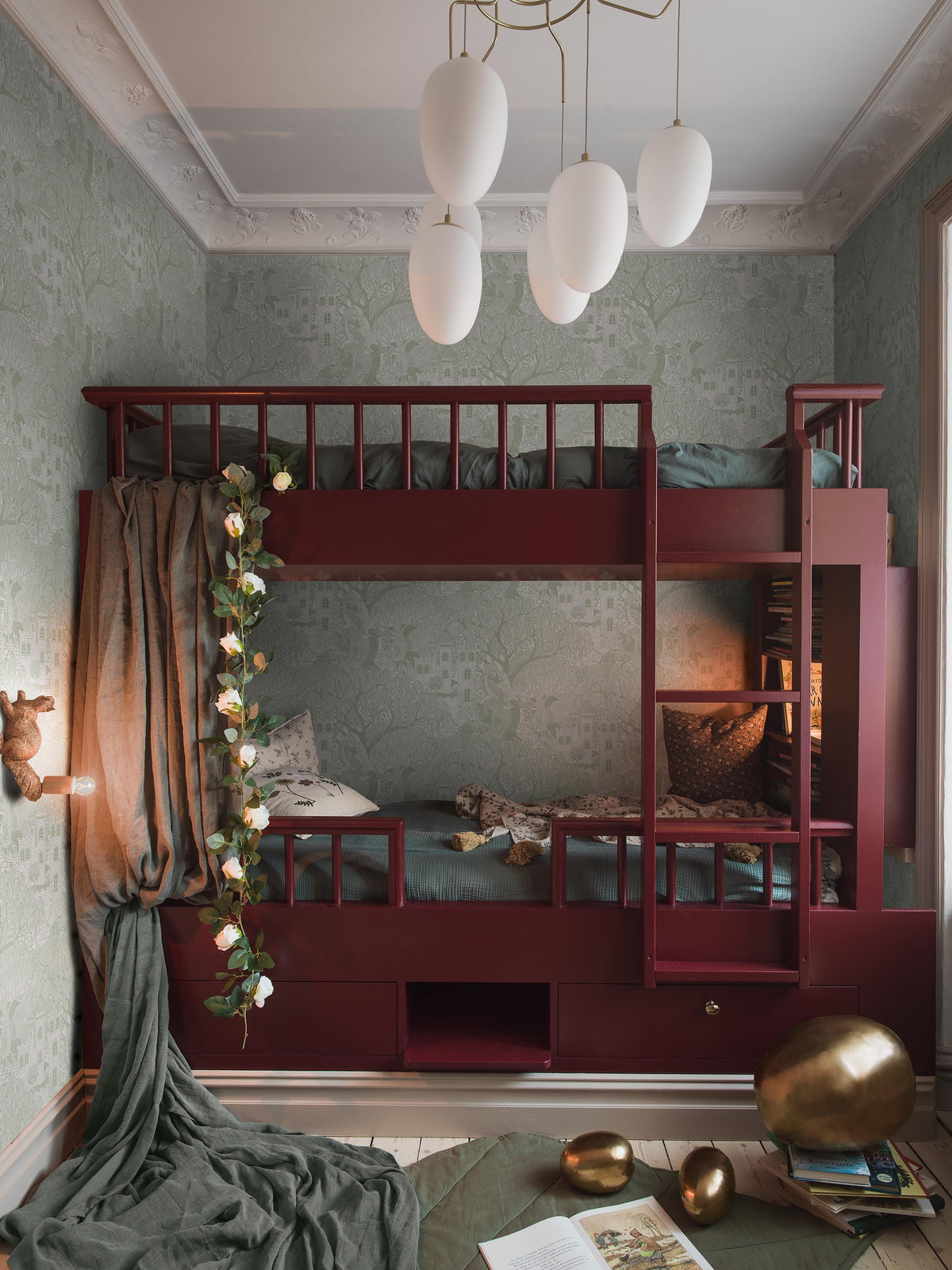 8144_KingdomOfTheWillow_Roomshot_1.jpg