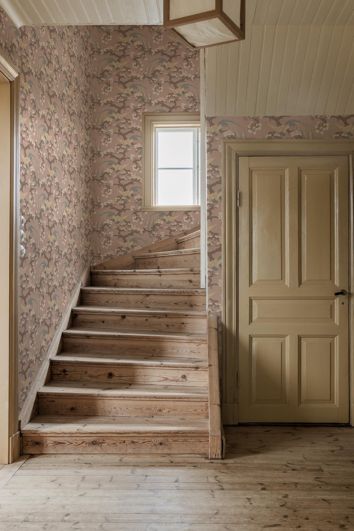 8162_Fenix_Hallway_Roomshot.jpg