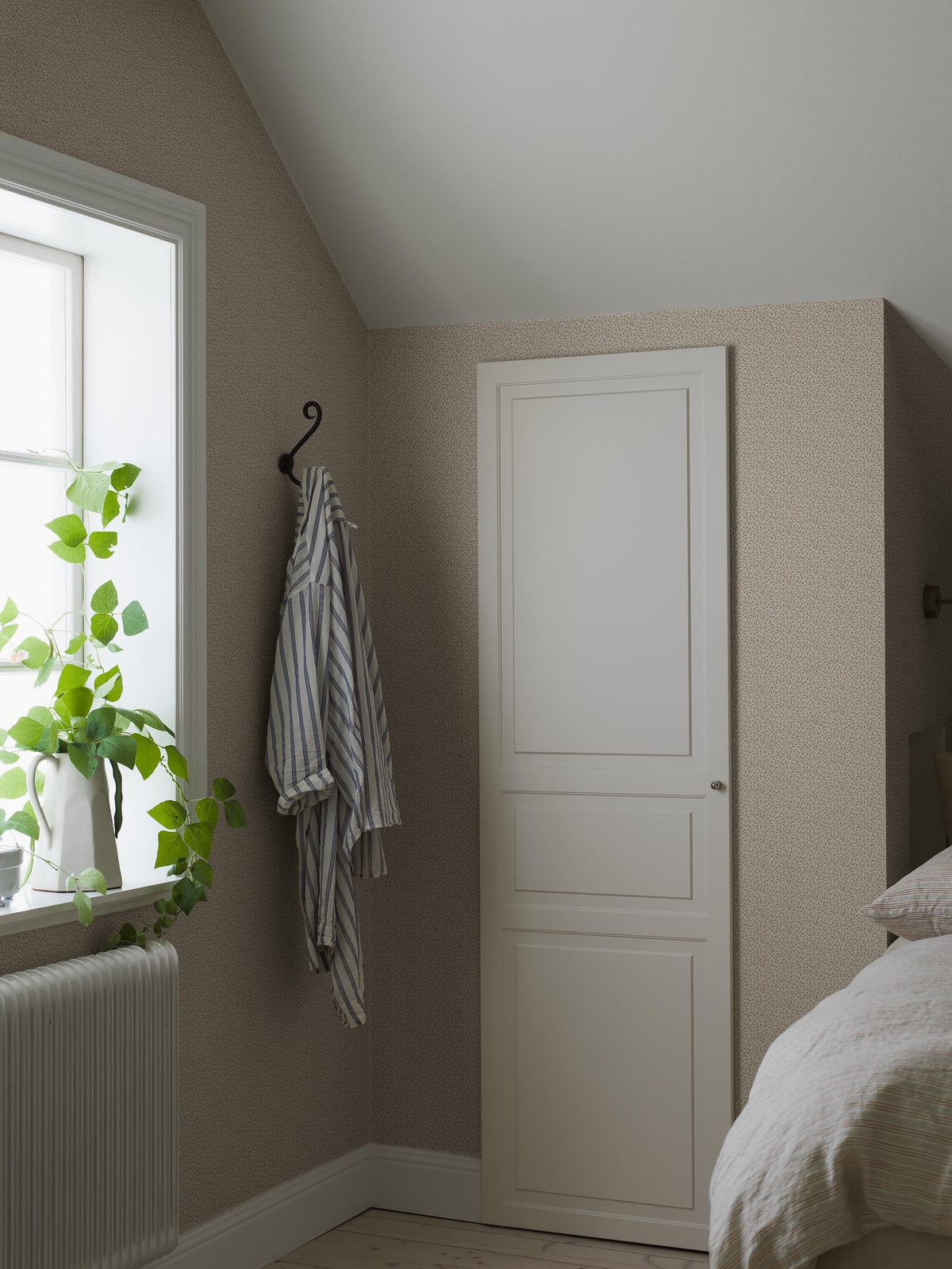 8181_Ida_Bedroom_Roomshot.jpg