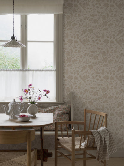 8185_Isidor_Diningarea_Roomshot.jpg
