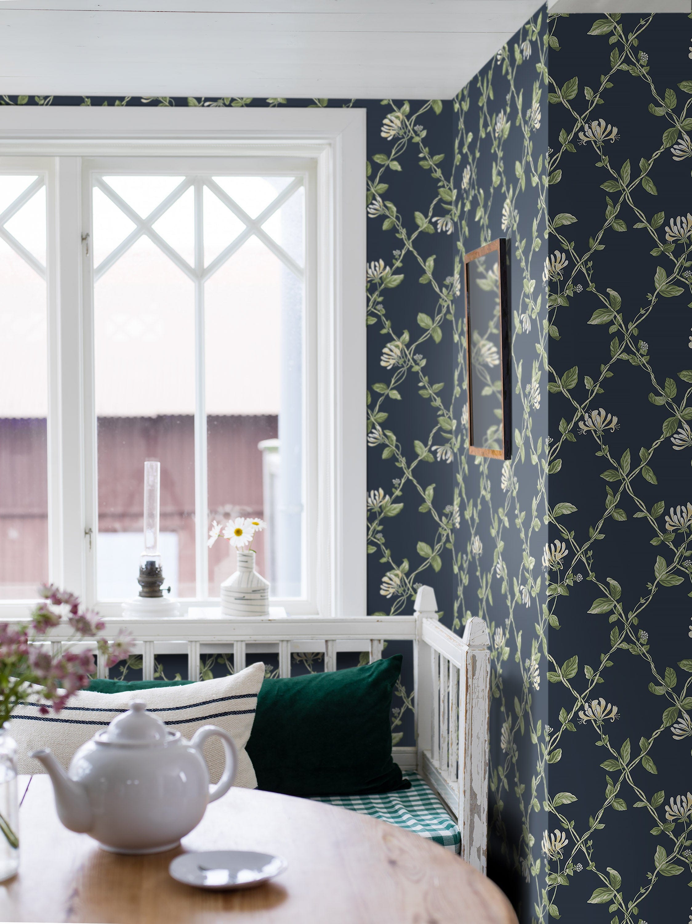 8851_Honeysuckle_Roomshot_DiningArea.jpg