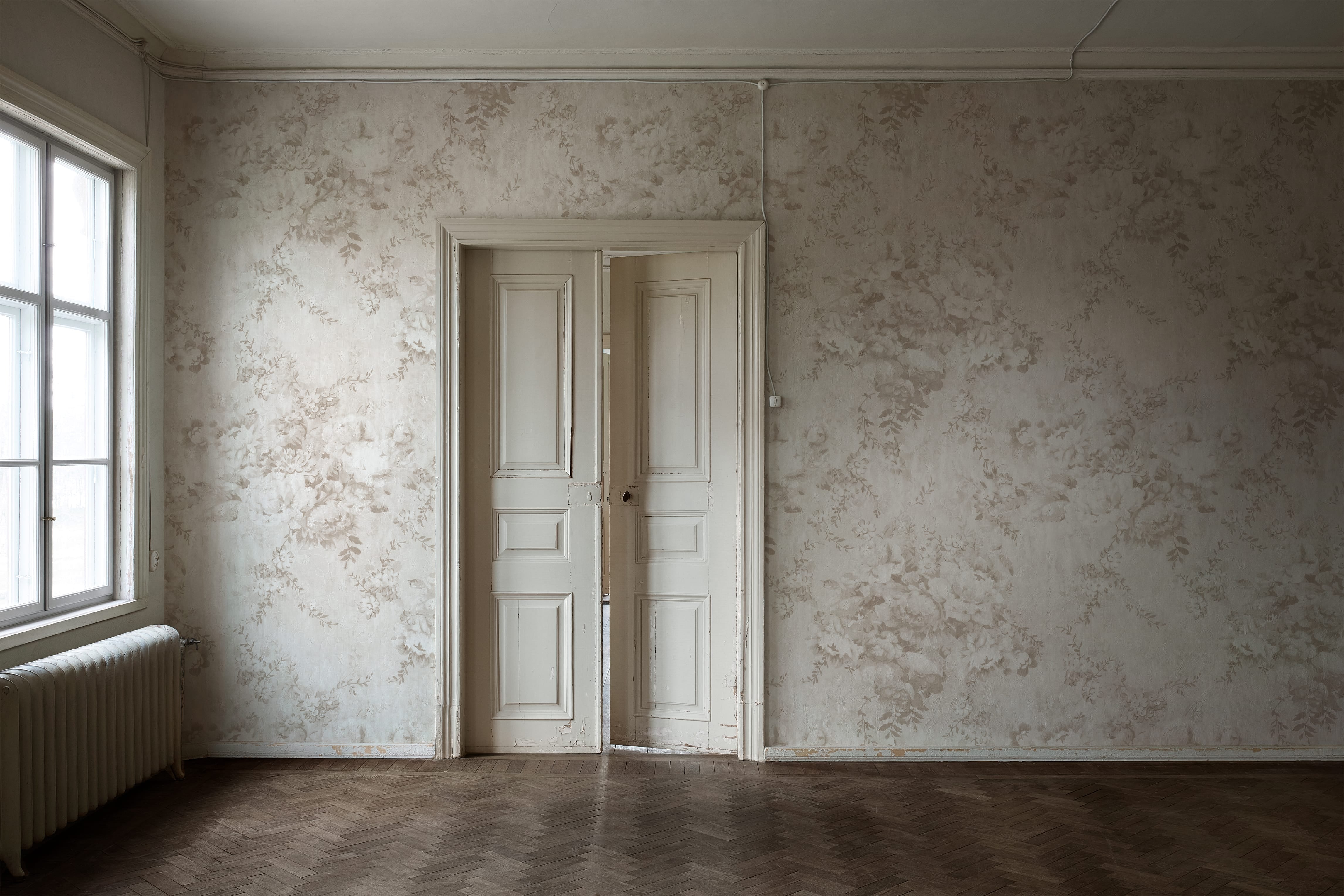 9406w_BlossomMini-2_Roomshot.jpg