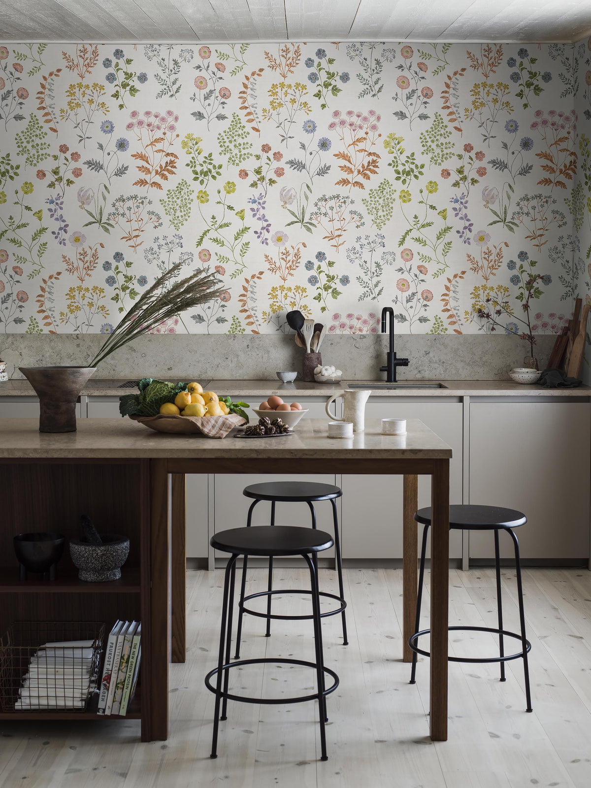 9407W_Botanica_Kitchen_Roomshot.jpg