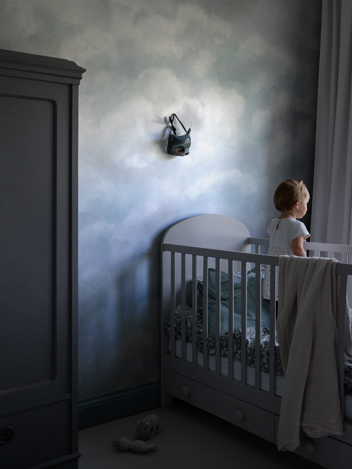 9413w_Clouds_Roomshot.jpg