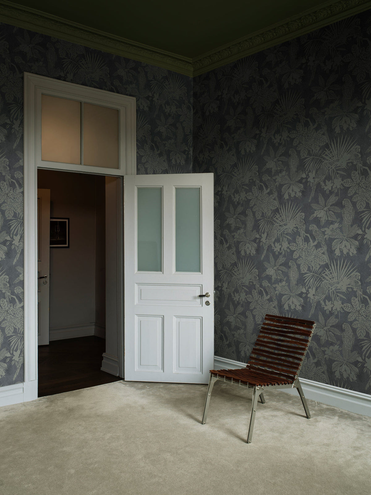 9445w_Parrot-3_Roomshot.jpg