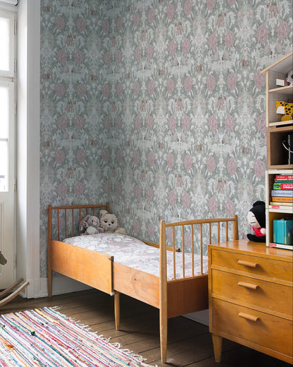 9450w_Swanlake_Roomshot.jpg