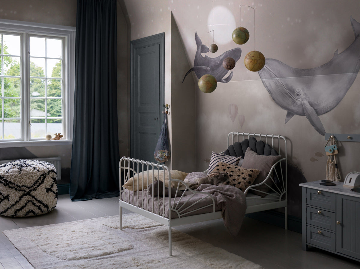 9456w_Whales-2_Roomshot.jpg