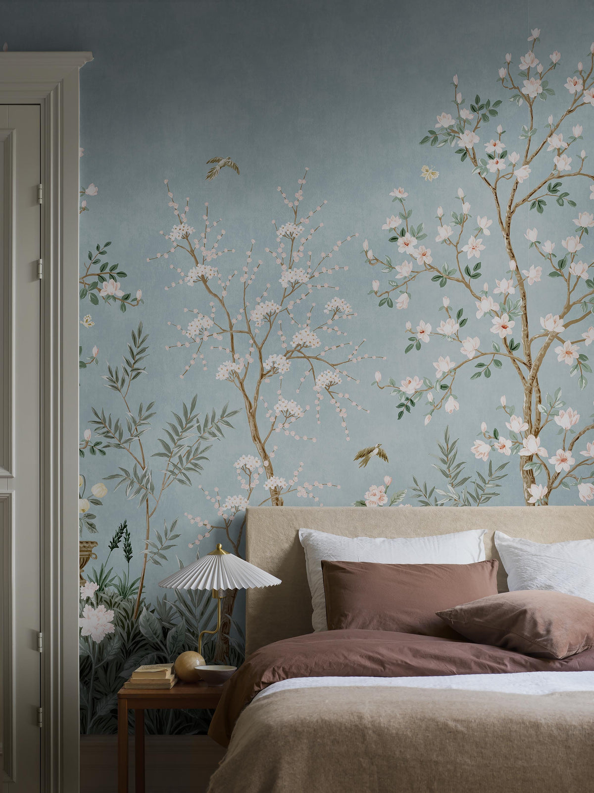 9586W_MagnoliaGarden_Bedroom_Roomshot.jpg
