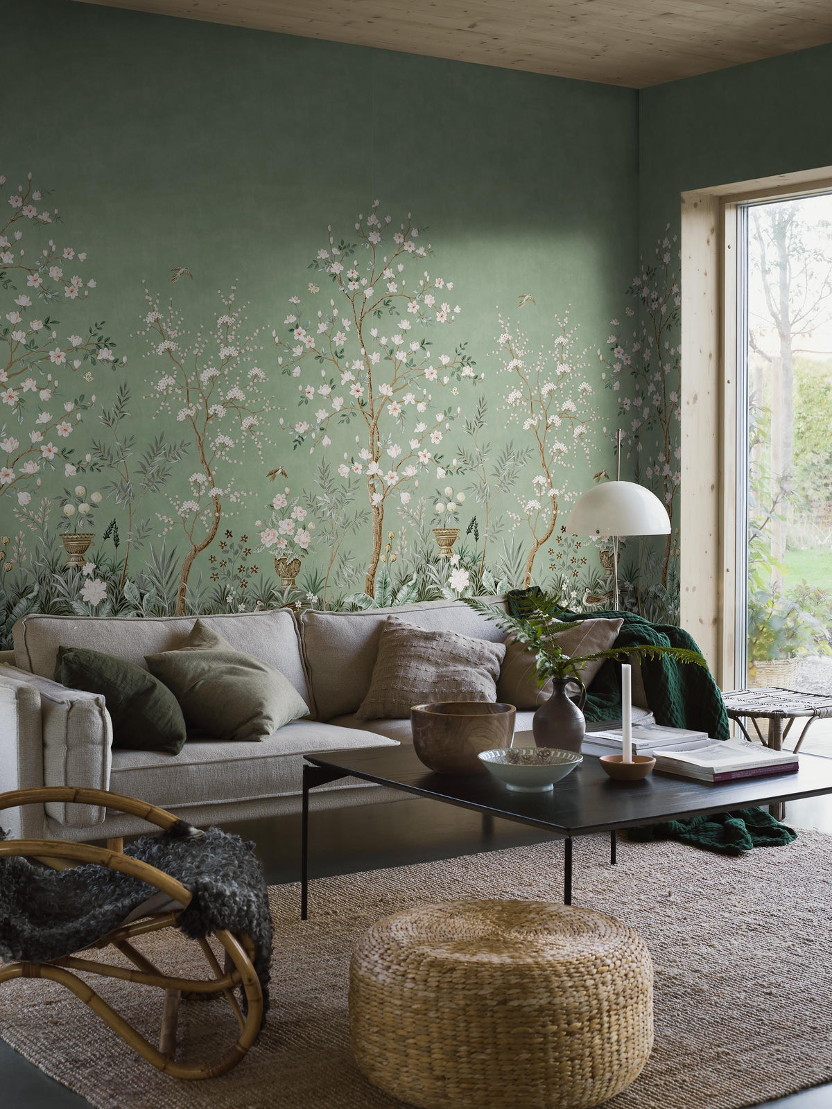 9589W_MagnoliaGarden_Livingroom_Roomshot.jpg