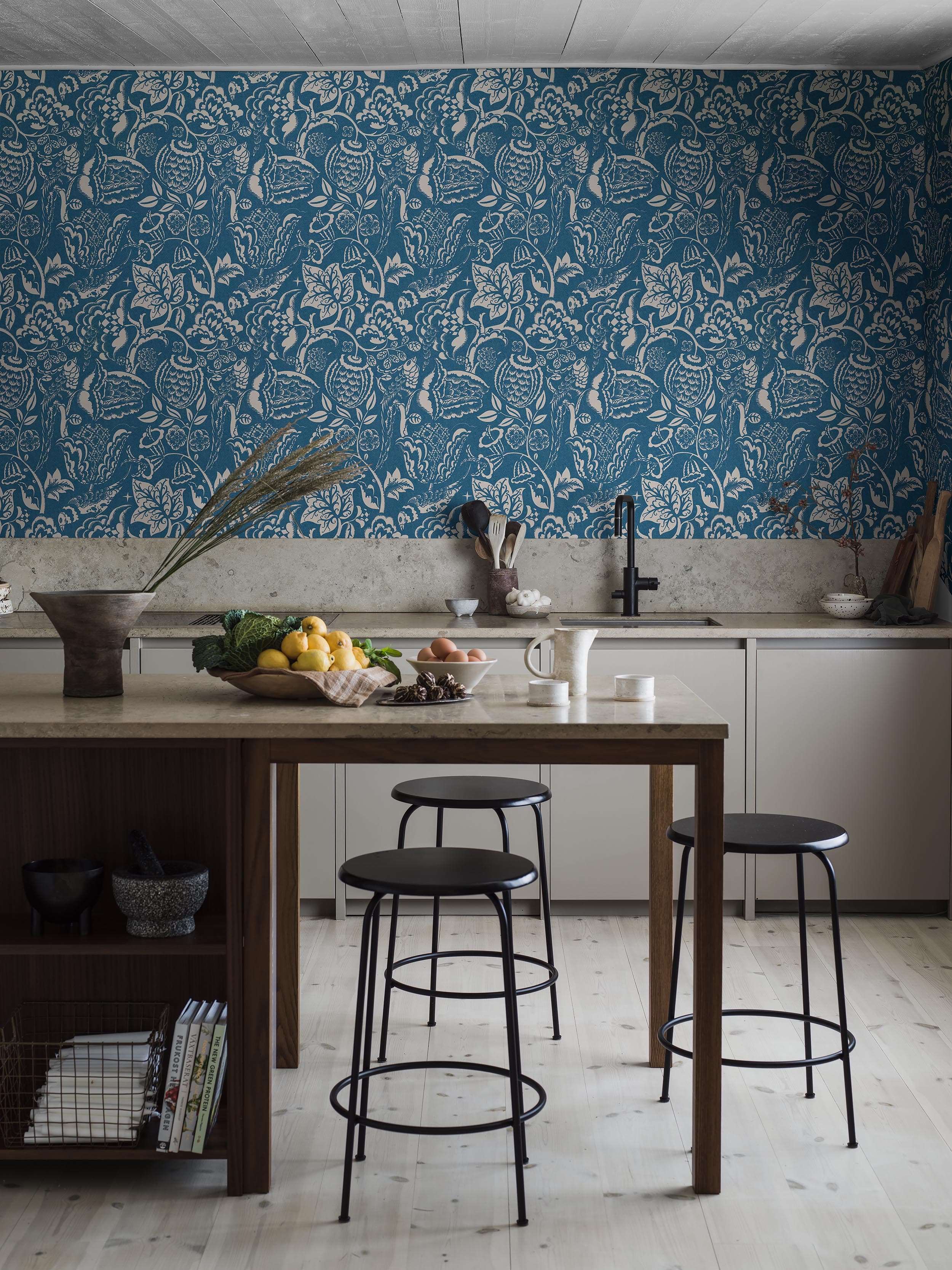 9647W_Wundervogel_Kitchen_Roomshot.jpg