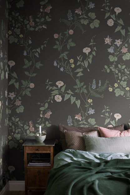 9754W_MidsummerEve_Roomshot_1.jpg