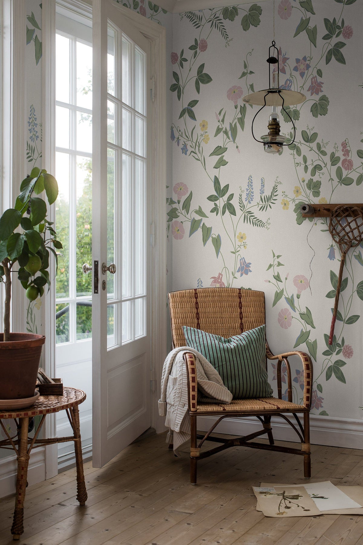 9755W_MidsummerEve_Roomshot_1.jpg