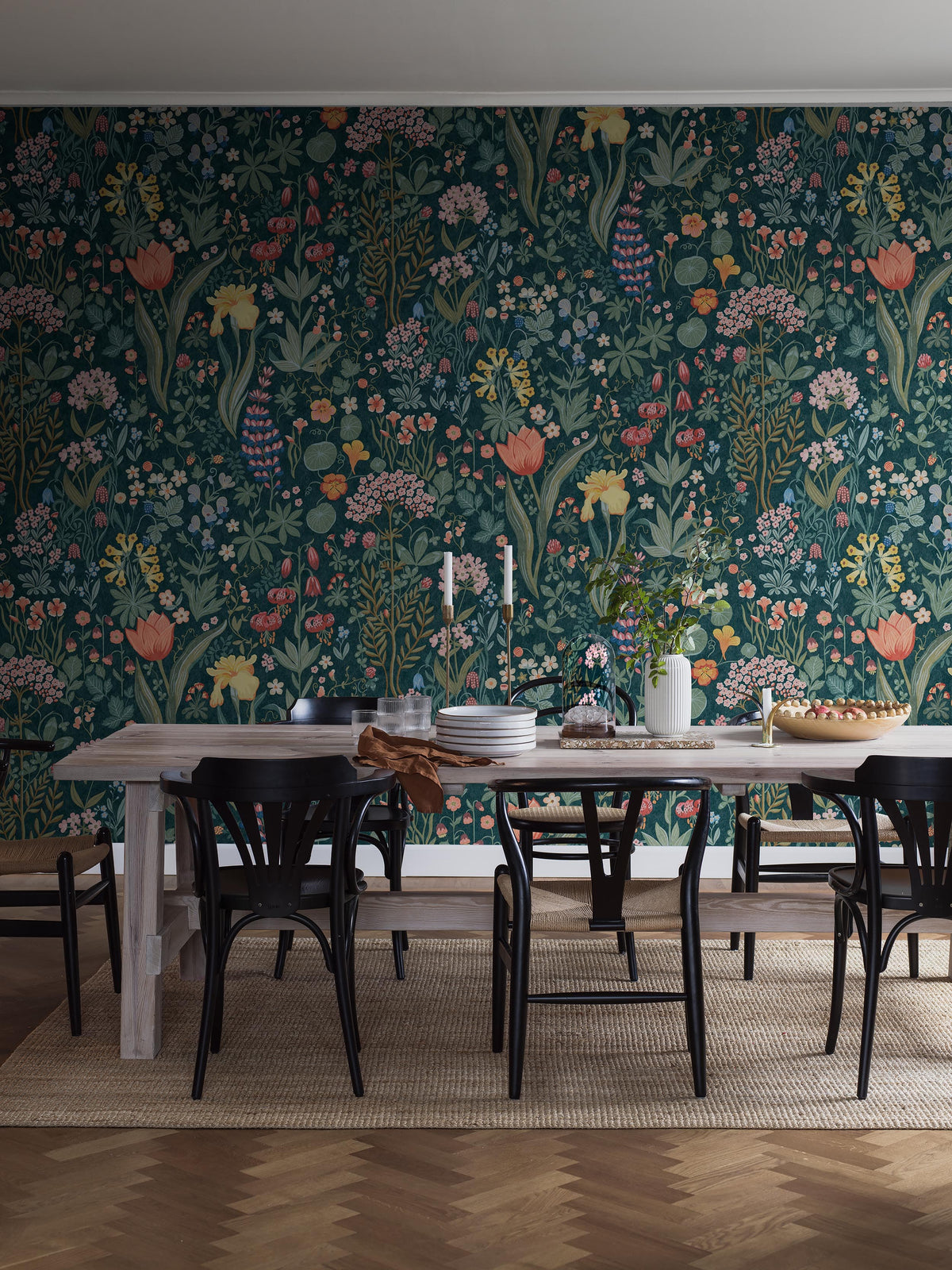 9783W_BlomsterhavGrand_Diningarea_Roomshot.jpg