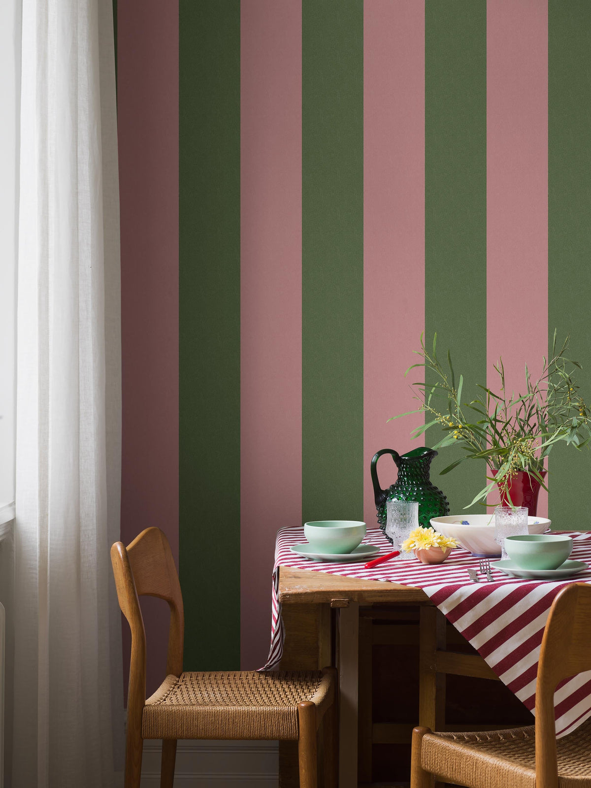 9796W_BjaÌˆroÌˆStripe_Roomshot_1.jpg