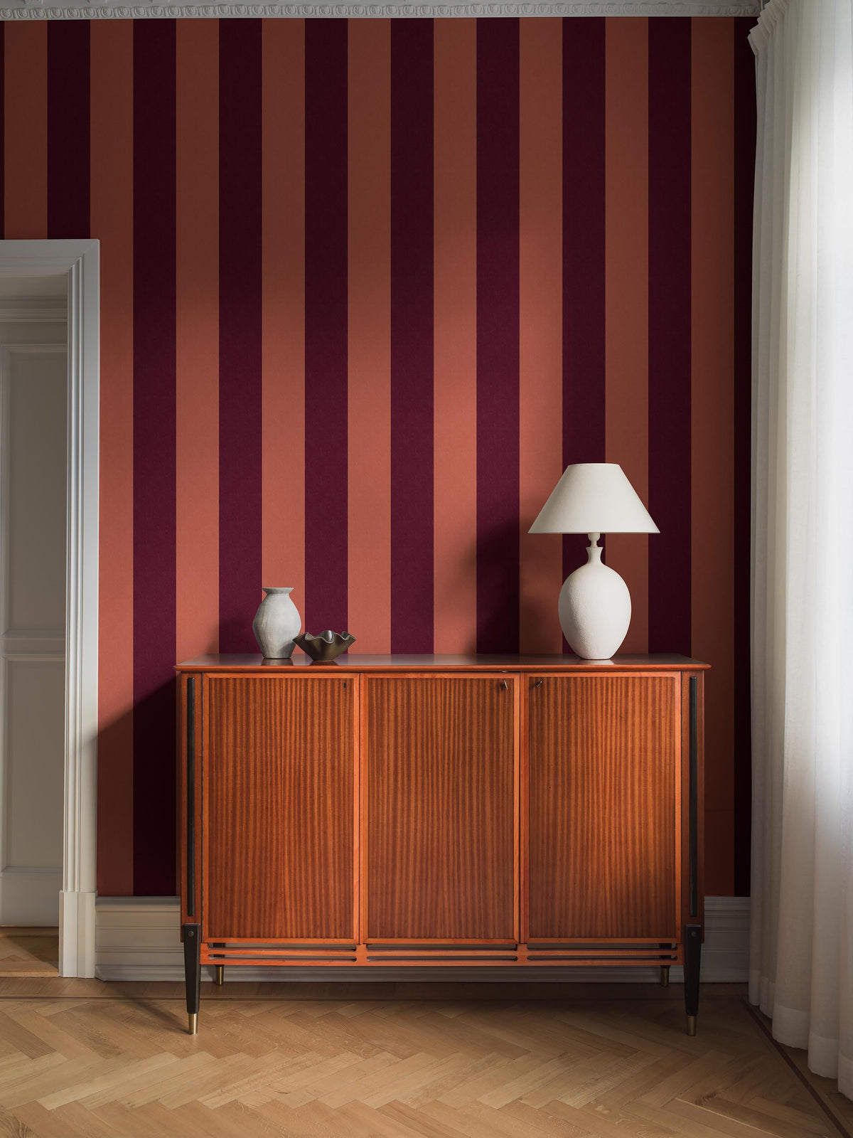 9798W_BjaÌˆroÌˆStripe_Livingroom_Roomshot_6.jpg