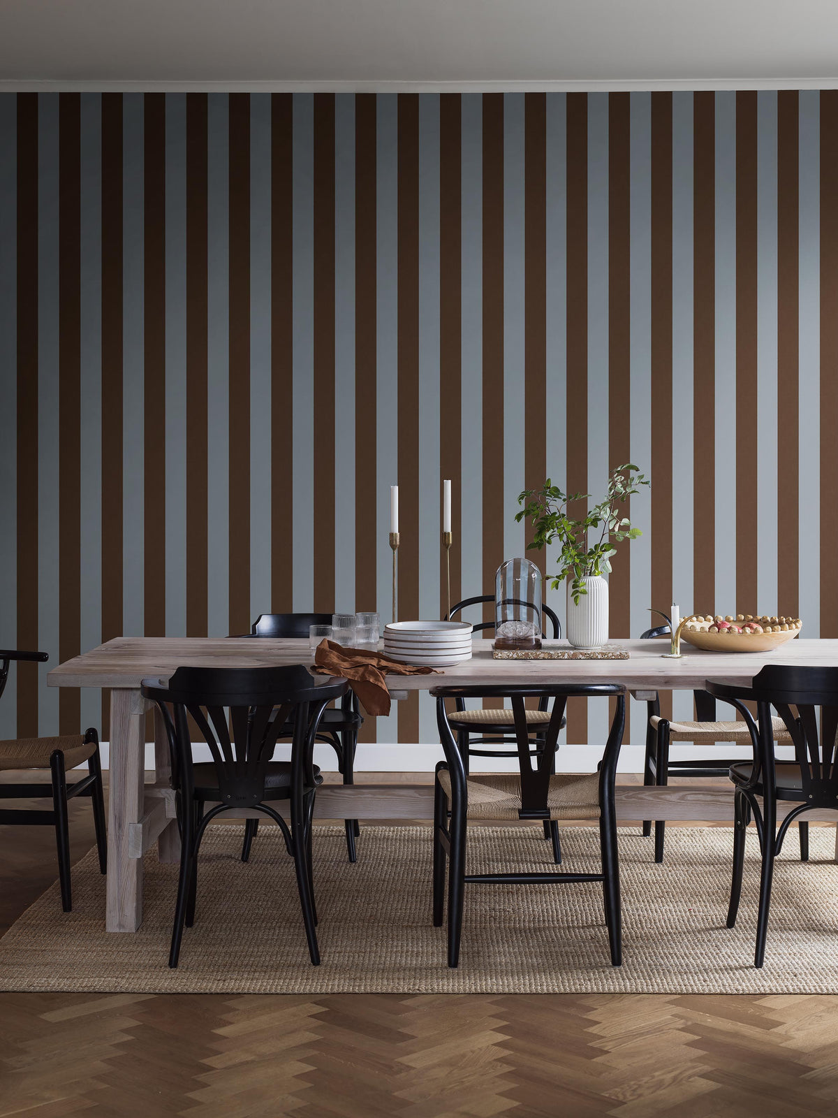 9801W_BaÌŠstadStripe_Diningarea_Roomshot_6.jpg