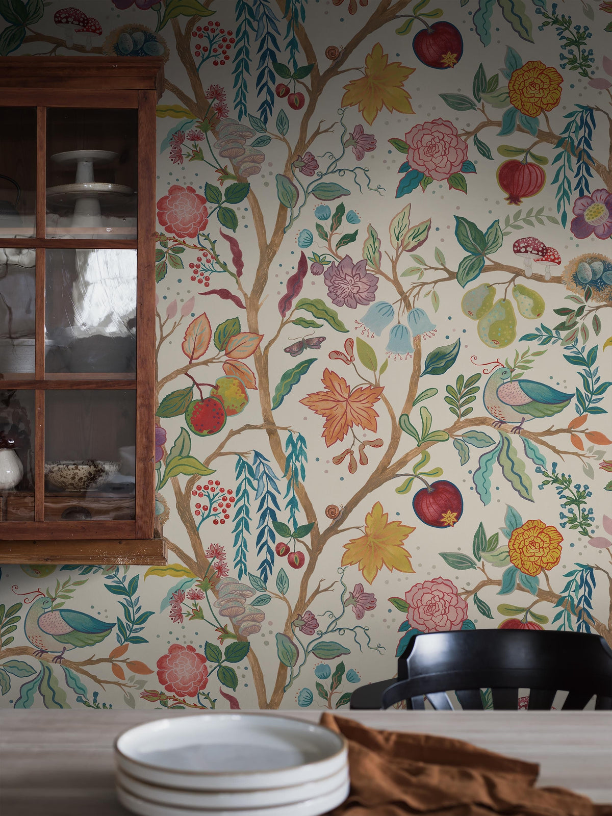 9804W_PeaceBird_Roomshot_2.jpg