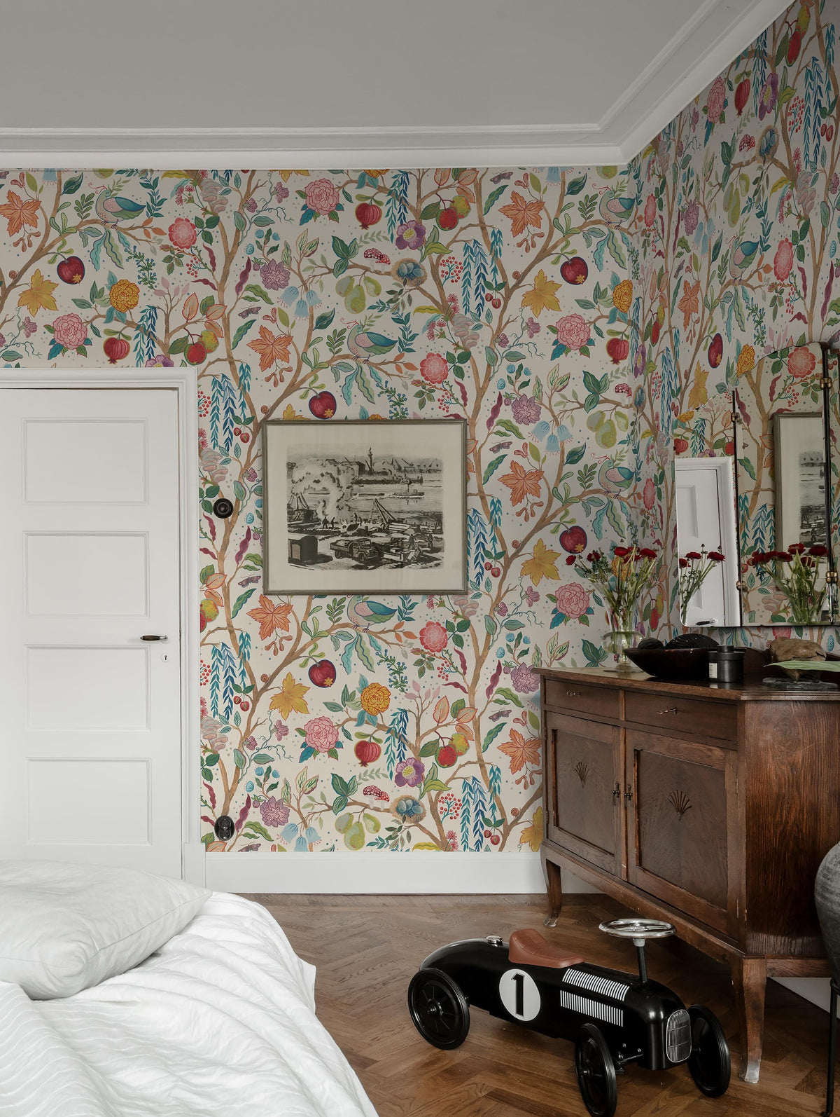 9804W_PeaceBird_Roomshot_5.jpg