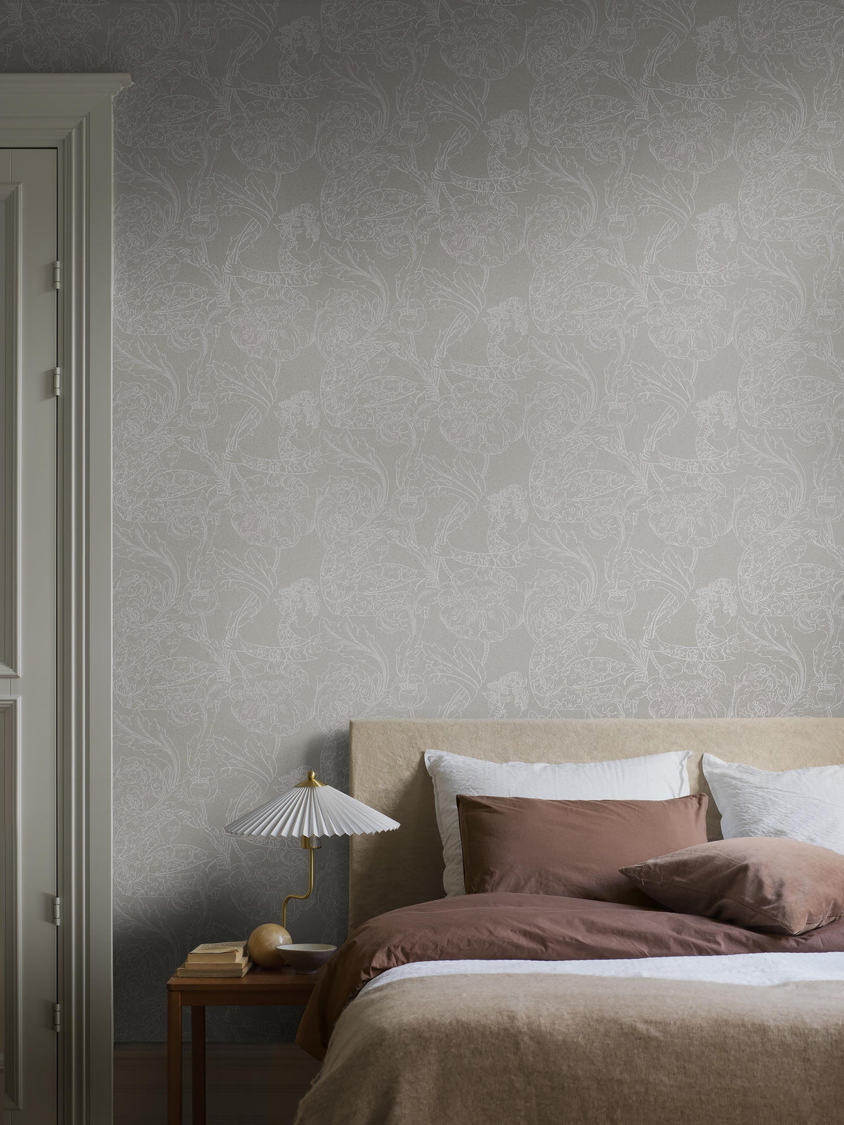 9835W_FloralDream_Roomshot_7.jpg