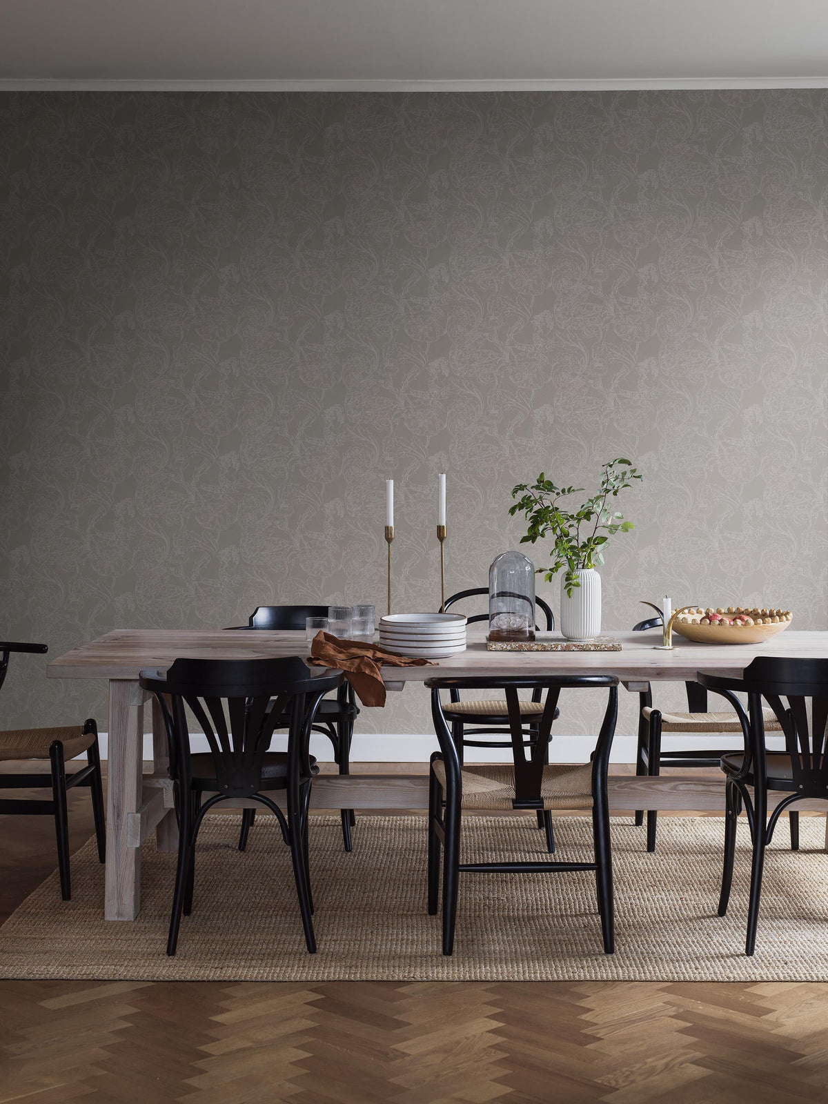 9835W_FloralDream_Roomshot_8.jpg