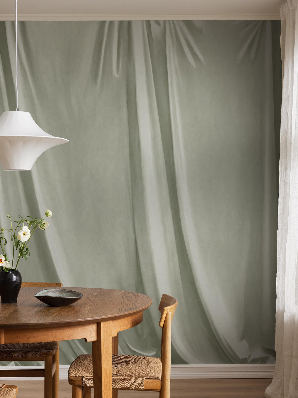 Drape