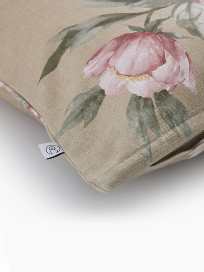 C242502_FloralCharm_Kuddfodral_Detail.jpg