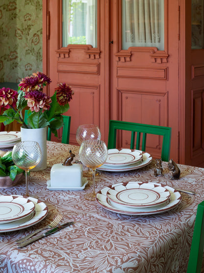 C620451_UnderTheElderTree_Duk_Roomshot_1.jpg