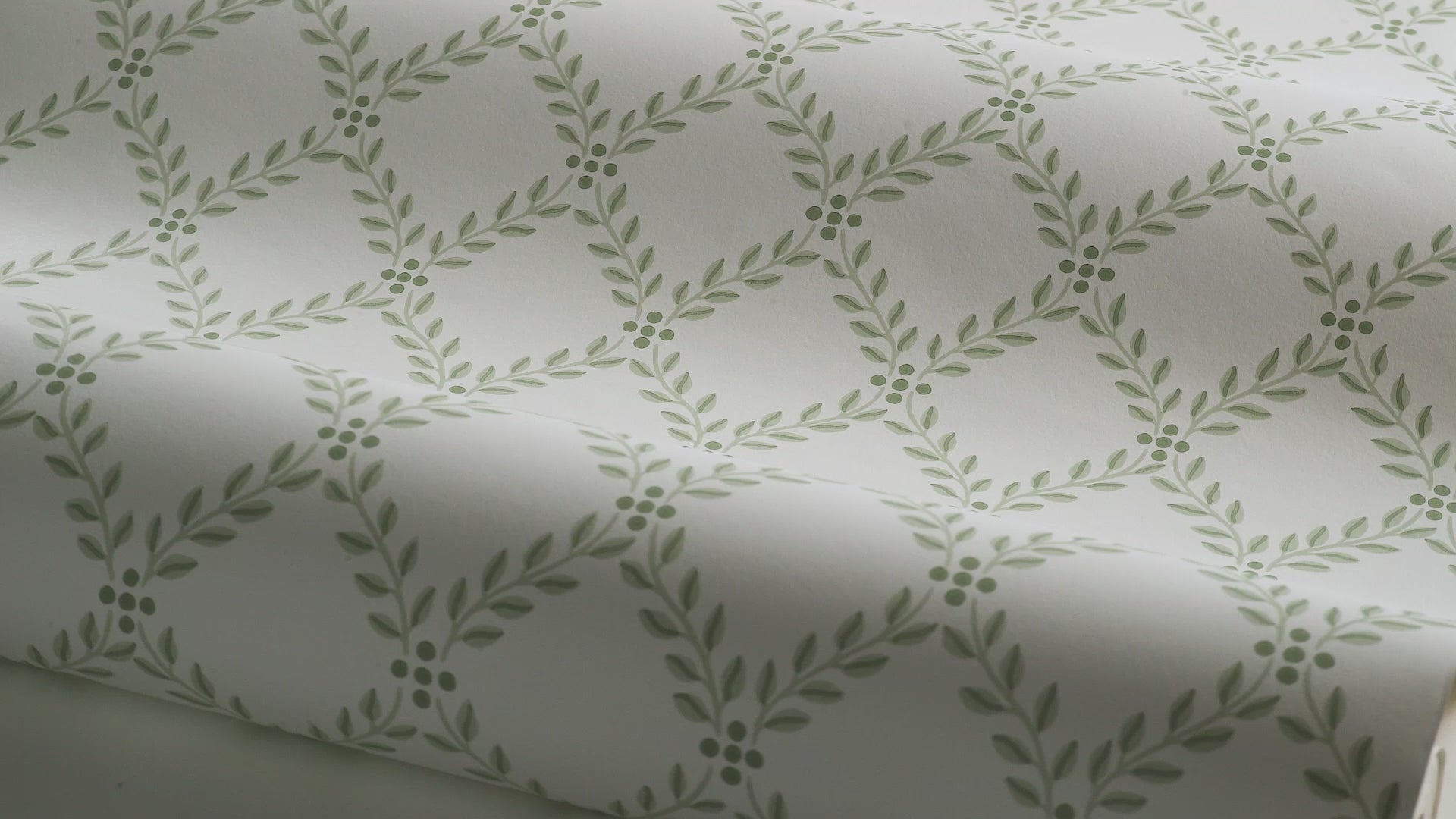 Trellis Leaves