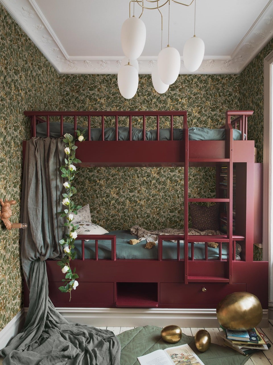 8141_Fairies_Roomshot_1.jpg