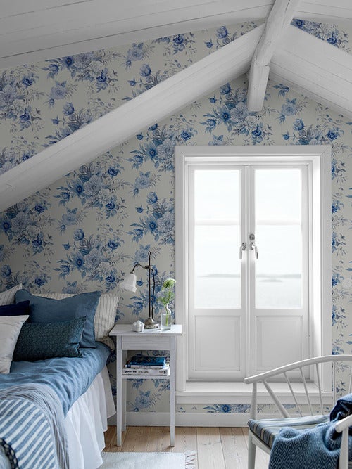 Blue & White_Hero_Mobil.jpg