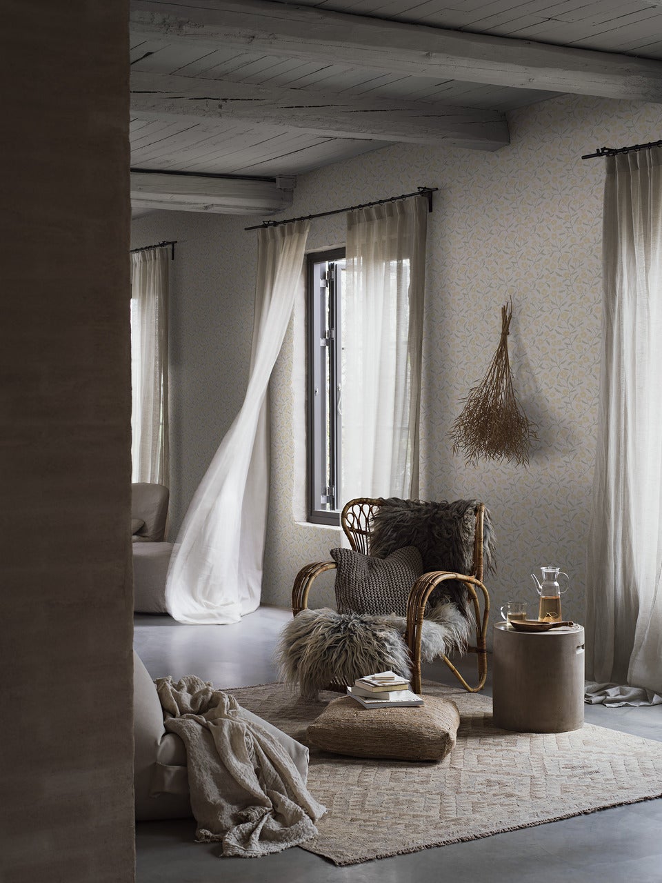Mira_Image_Roomshot_Item_3965.jpg