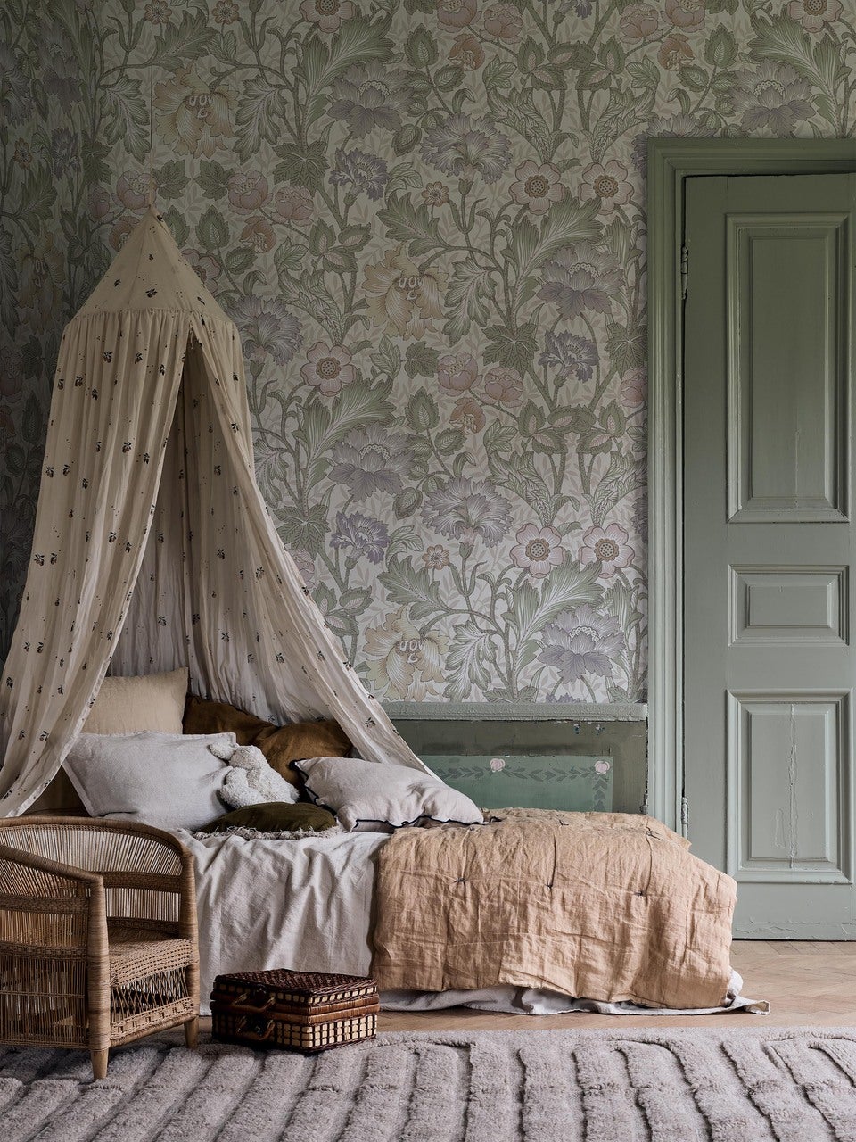 9704W_Artsandcrafts_Roomshot_1.jpg