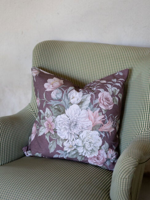 Floral Charm cushion cover 50x50