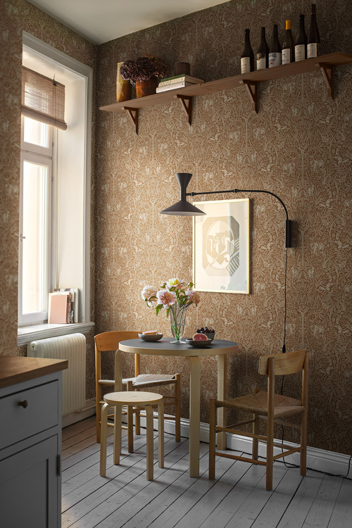UnderTheElderTree-5_Image_Roomshot_DiningArea_Item_2045.jpg