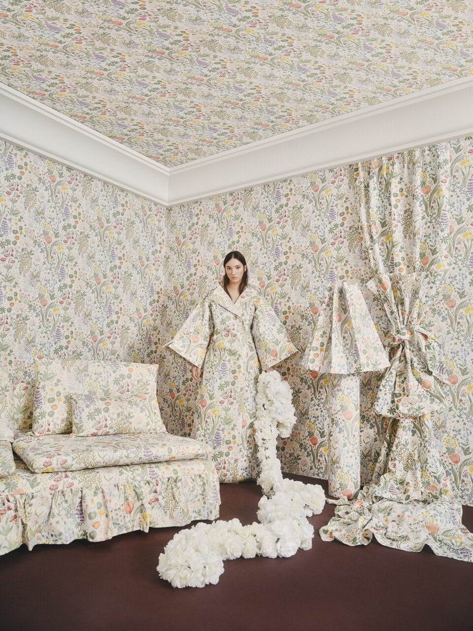 bt2522_magazine_dreamland_img3.jpg