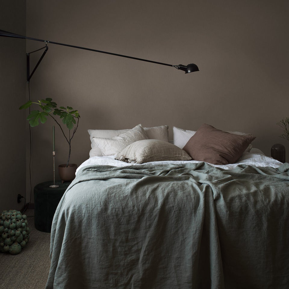 Vintage_Wood_Image_Roomshot_Bedroom_noCeiling_Item_4316_web.jpg